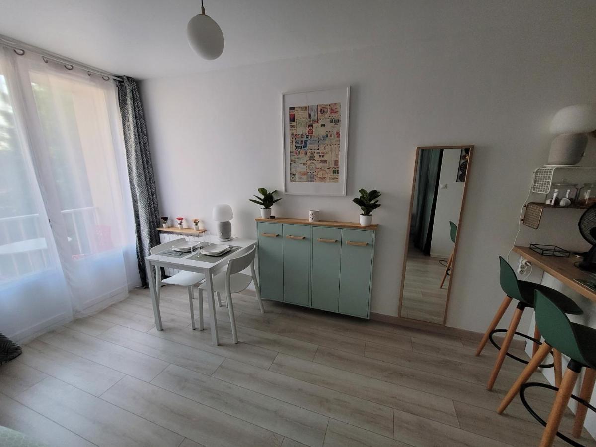Studio Bien Equipe, Situe En Hyper Centre Vendôme Exteriér fotografie